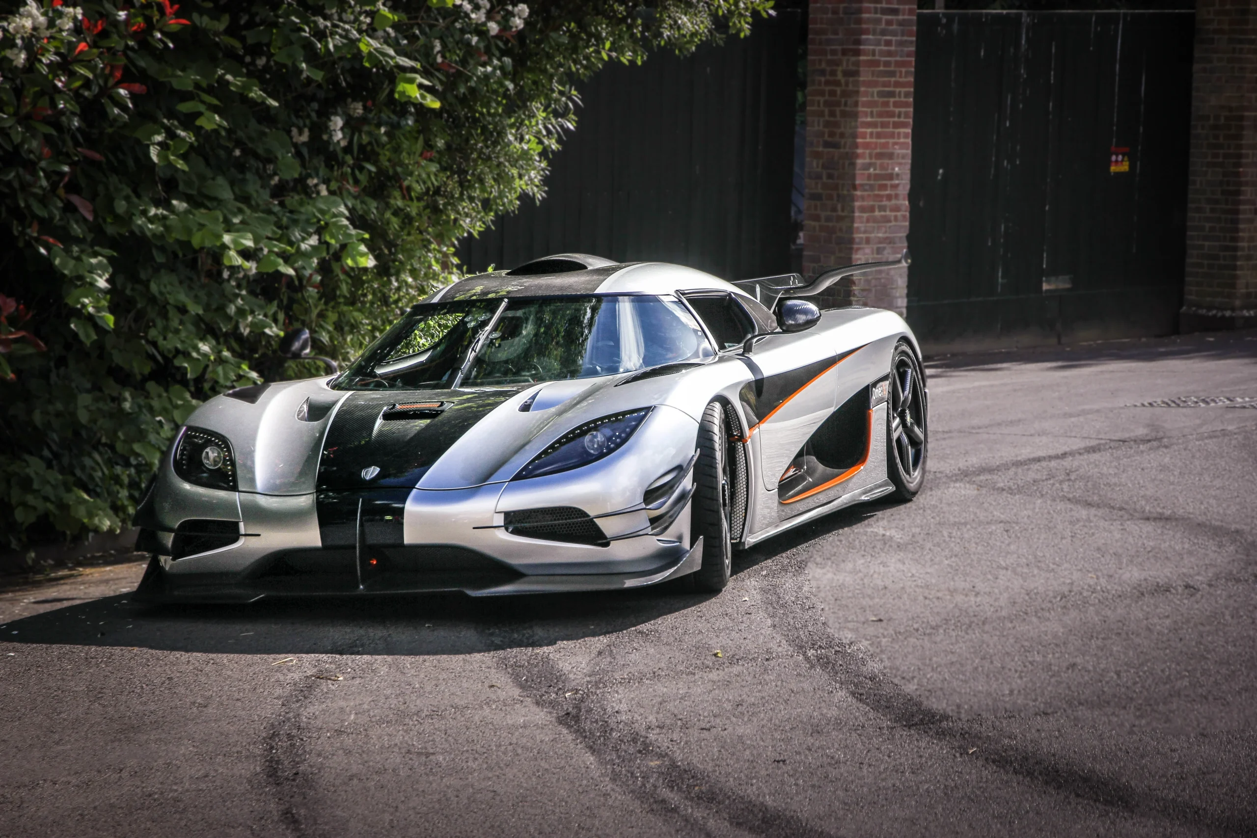 koenigsegg 1:1 image